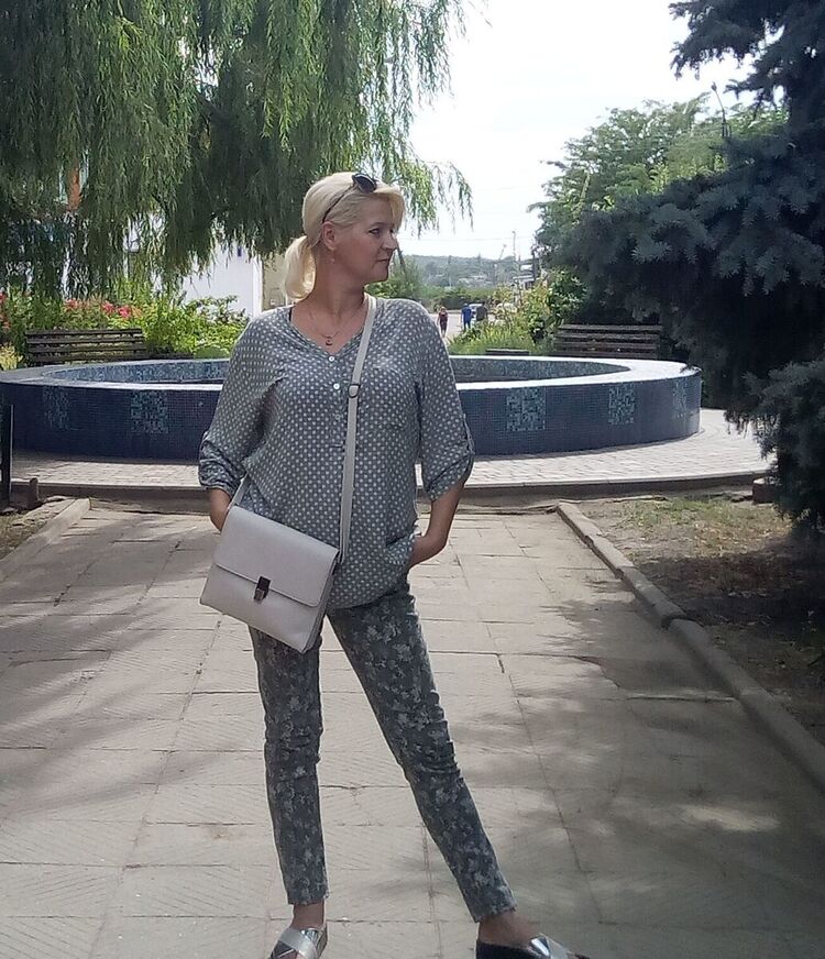  21823219  Oksana, 52 ,    