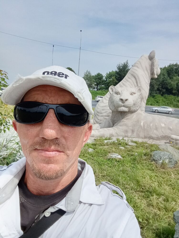  ,   Petr, 47 ,   ,   , c , 