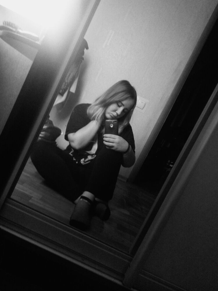  ,   Amina, 24 ,   ,   , c 