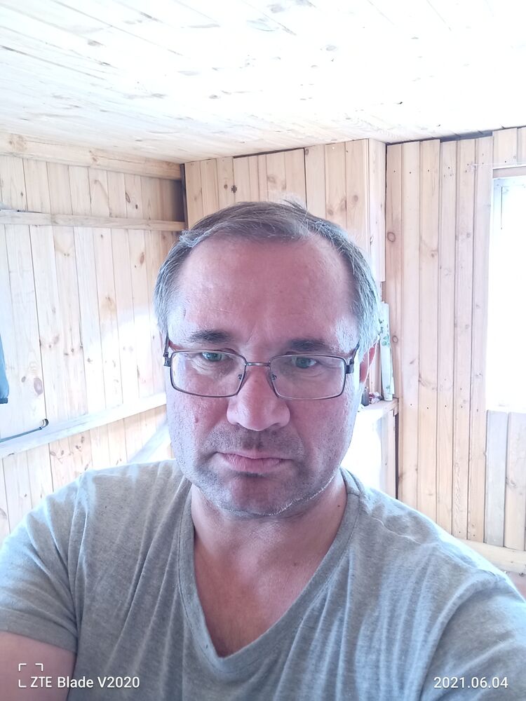  24887529  , 52 ,    