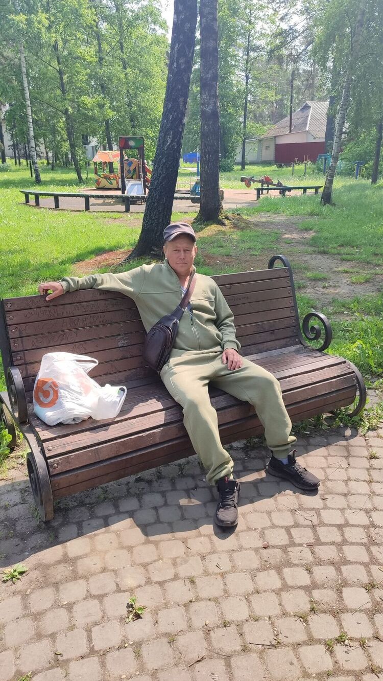  52525039  , 40 ,    -