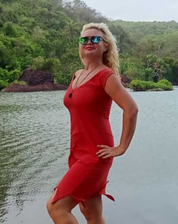  --,   Lubov, 40 ,   ,   , c 