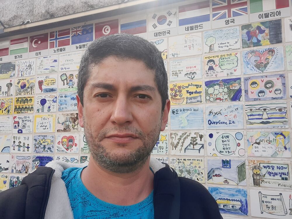  39420779  Alisher, 39 ,    Taejon