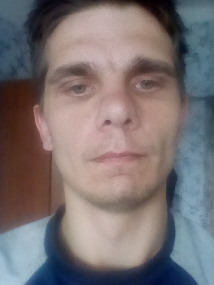  15709589  , 33 ,    
