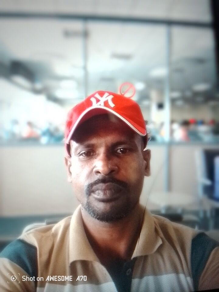  44241829  Gayan, 39 ,    