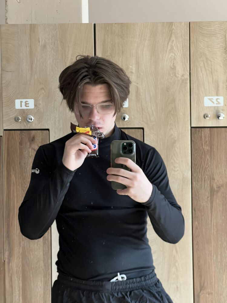  ,   Marko, 21 ,   ,   