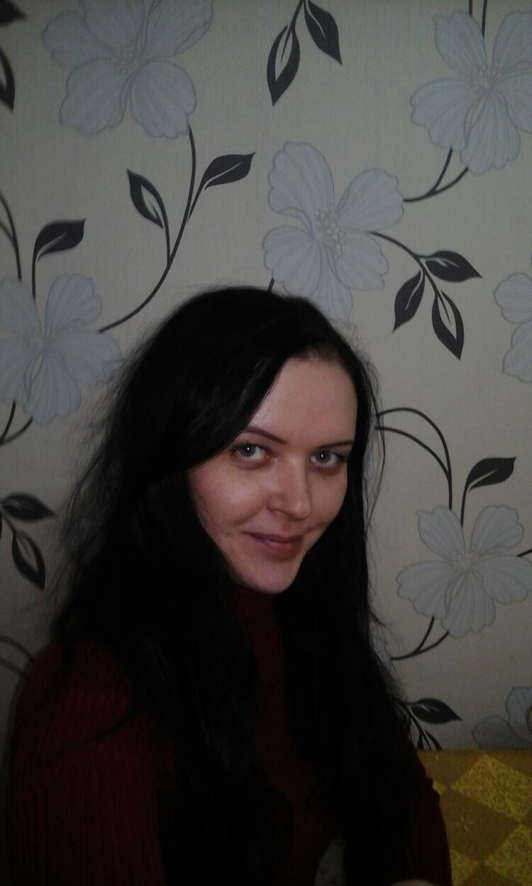  32733259  Milana, 41 ,    