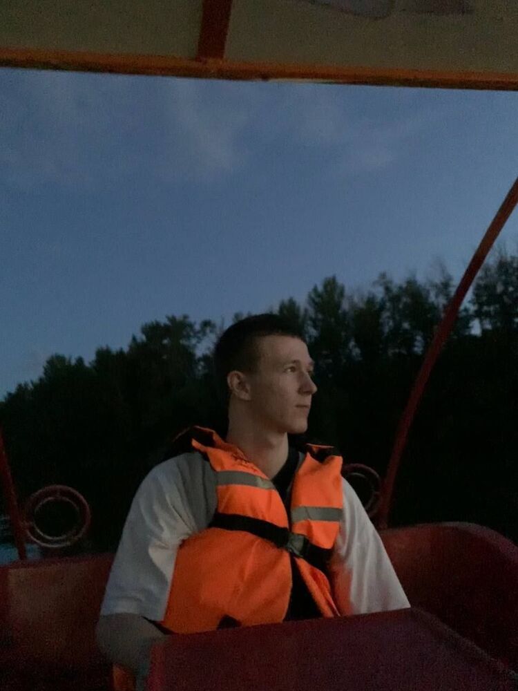  43936109  , 24 ,    