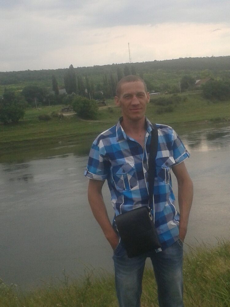  ,   Sergiu, 40 ,     , c 