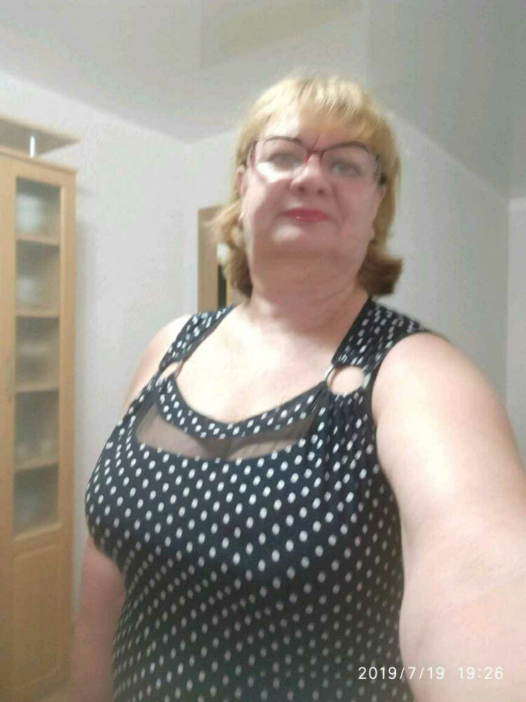  ,   Svetlana, 62 ,  