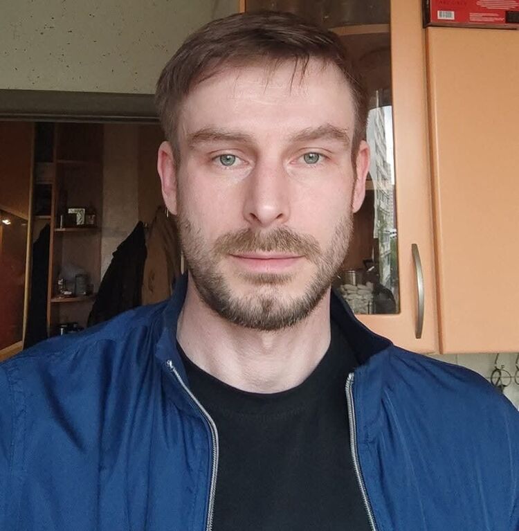  53121549  Igor, 34 ,    