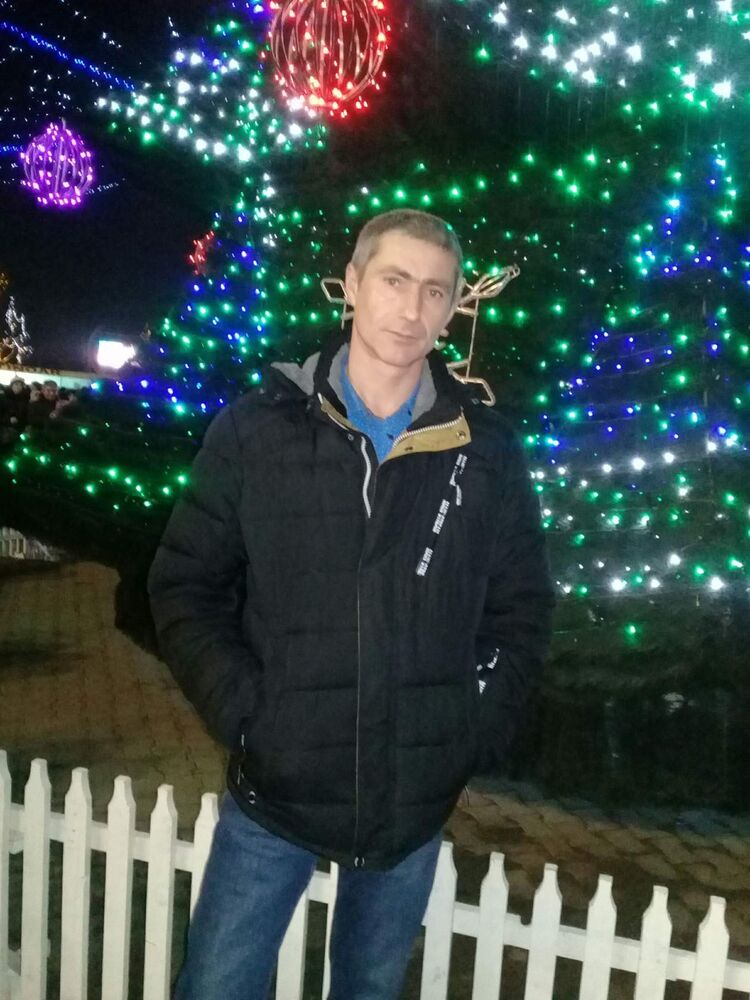  ,   Liviu, 46 ,   ,   