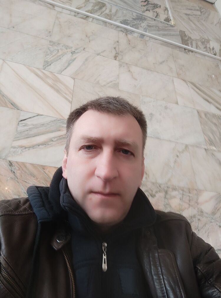  42503979  , 45 ,    