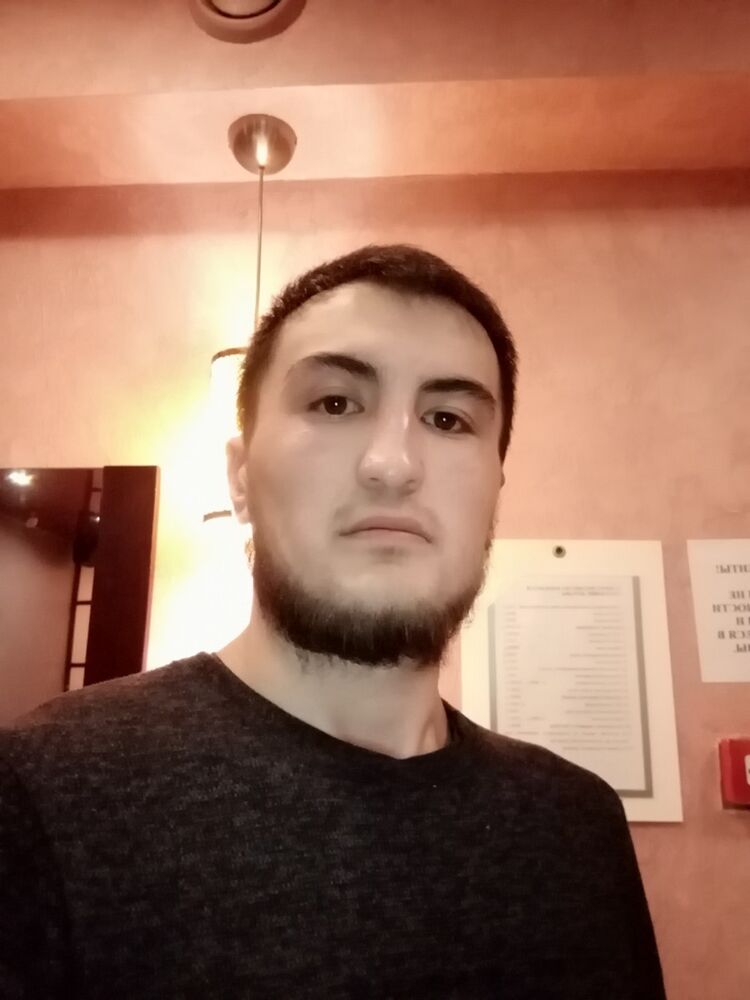  19556829  Feruz, 33 ,    
