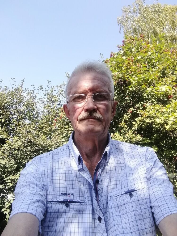  21388809  Aleksandr, 57 ,    