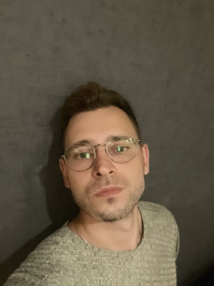  51818099  , 31 ,    