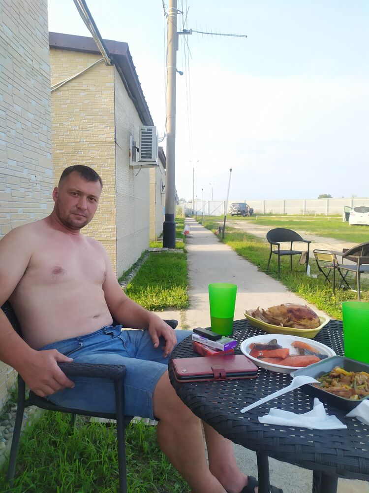 28448959  , 40 ,    