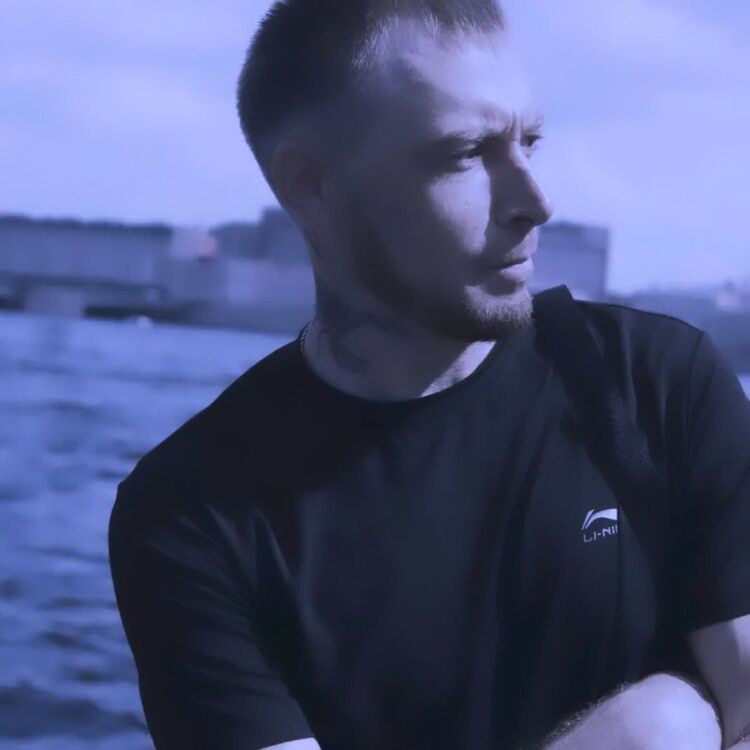  51979899  , 22 ,    -