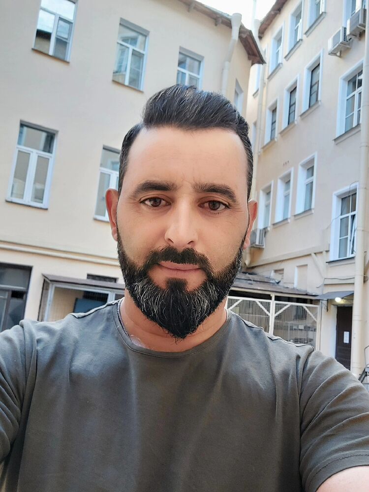  41968219  Solmaz, 43 ,    -