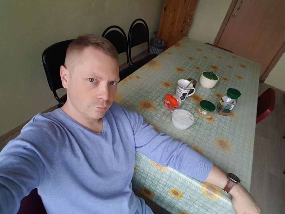  47556069  , 37 ,    