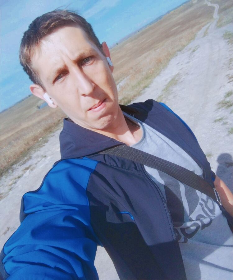  42879699  , 32 ,    