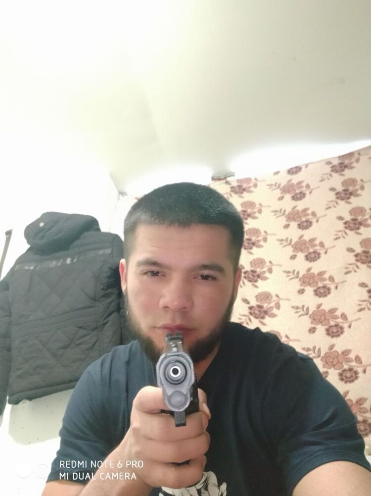  27197009  Alisher, 28 ,    