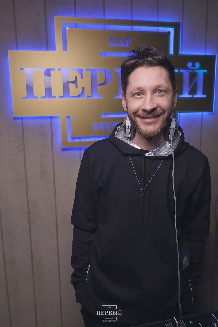  27441809  , 38 ,    -