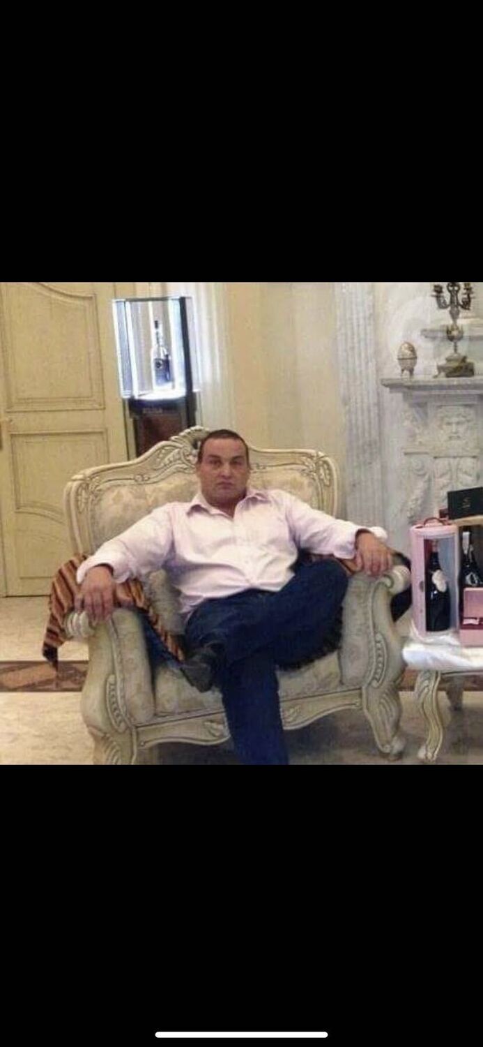 ���������� ������, ���� ������� Francois, 46 ���, ������������ ��� ������, ����� � ���������, c�������� ���������