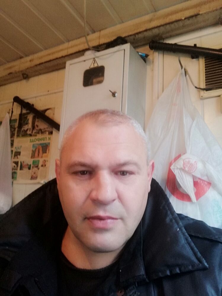  26925479  Alexander, 53 ,    