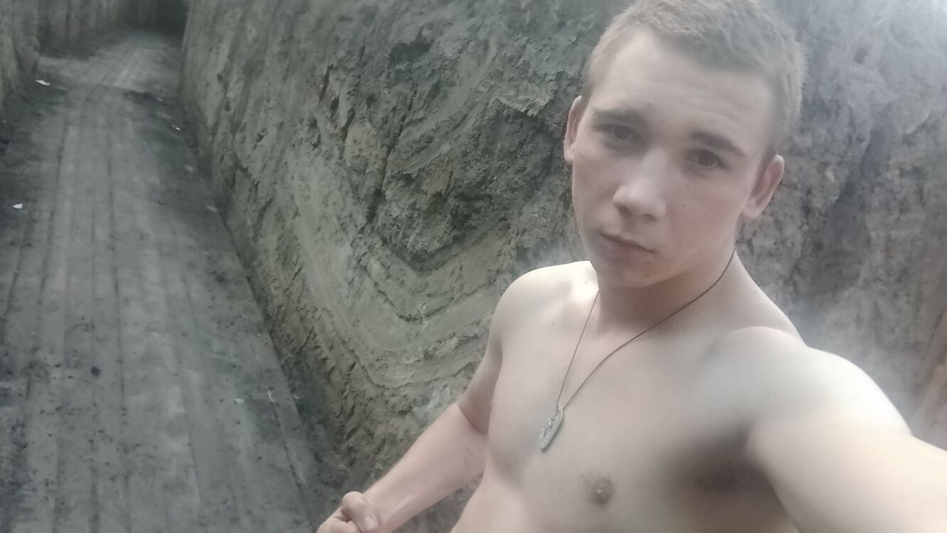  53215809  No Name, 20 ,    