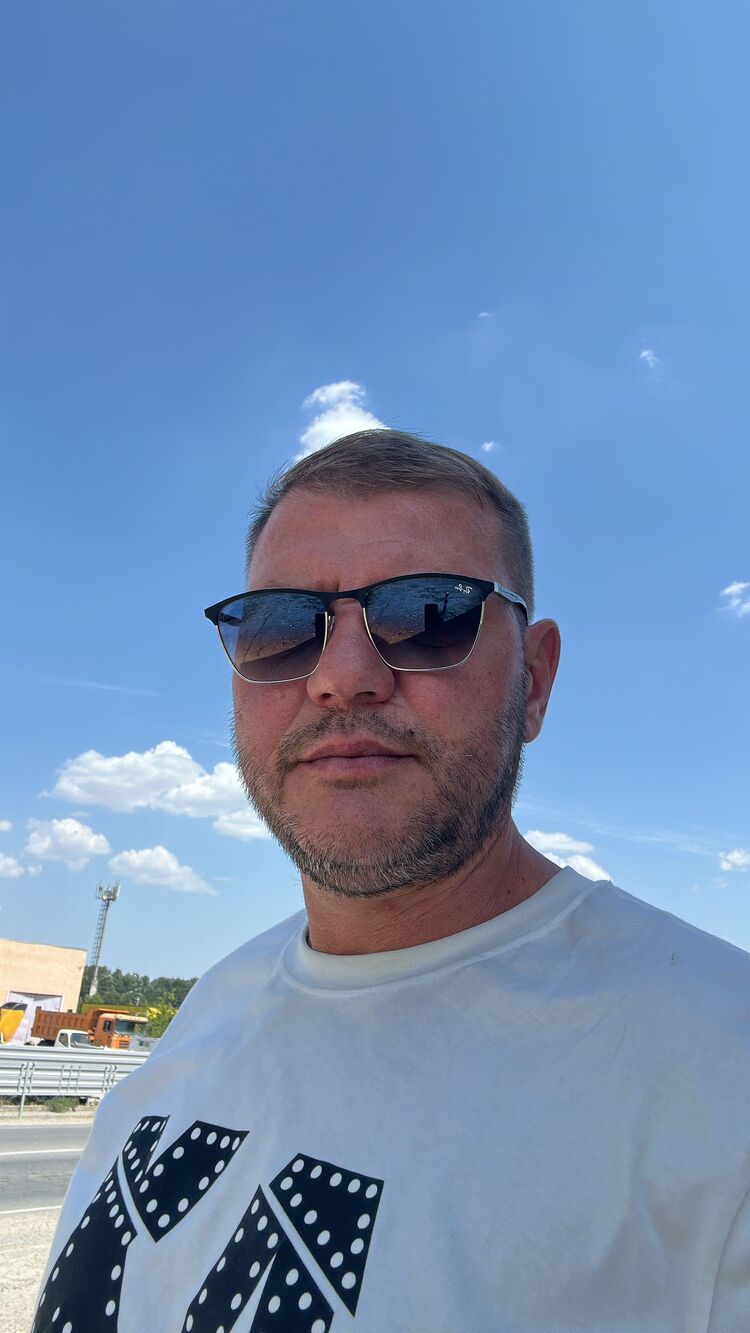  46920719  , 42 ,    