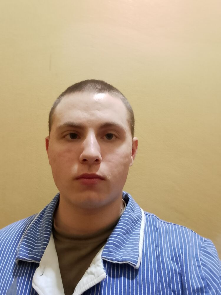  ,   Anton, 21 ,     , c 