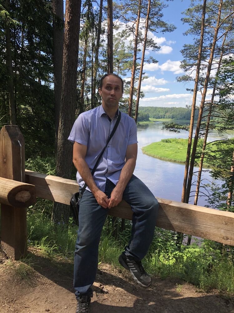  ,   Andrej, 43 ,   ,   , c 
