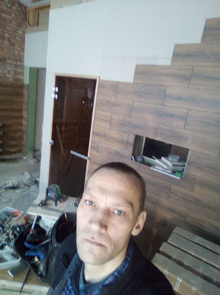  41461459  Vladimir, 48 ,    -