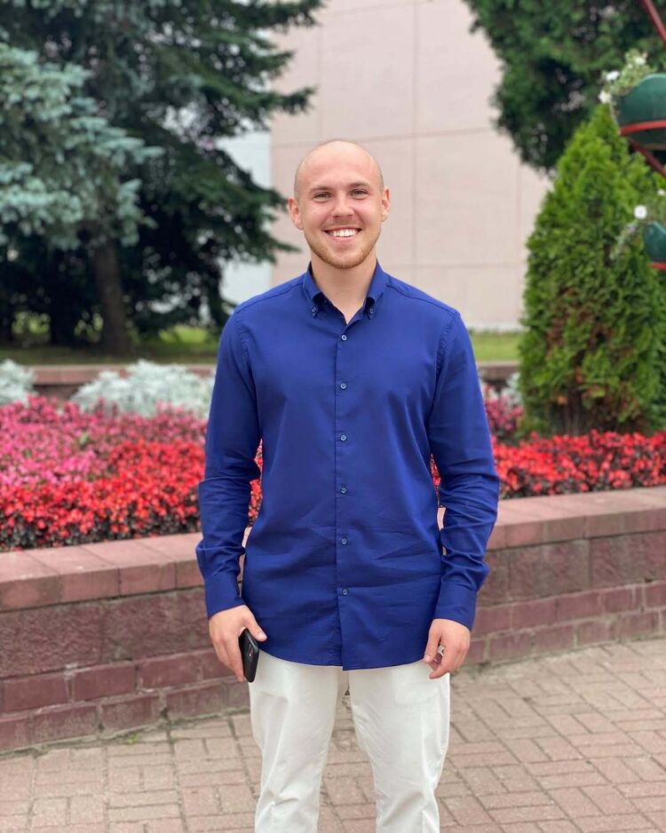   ,   Viktor, 37 ,   ,   