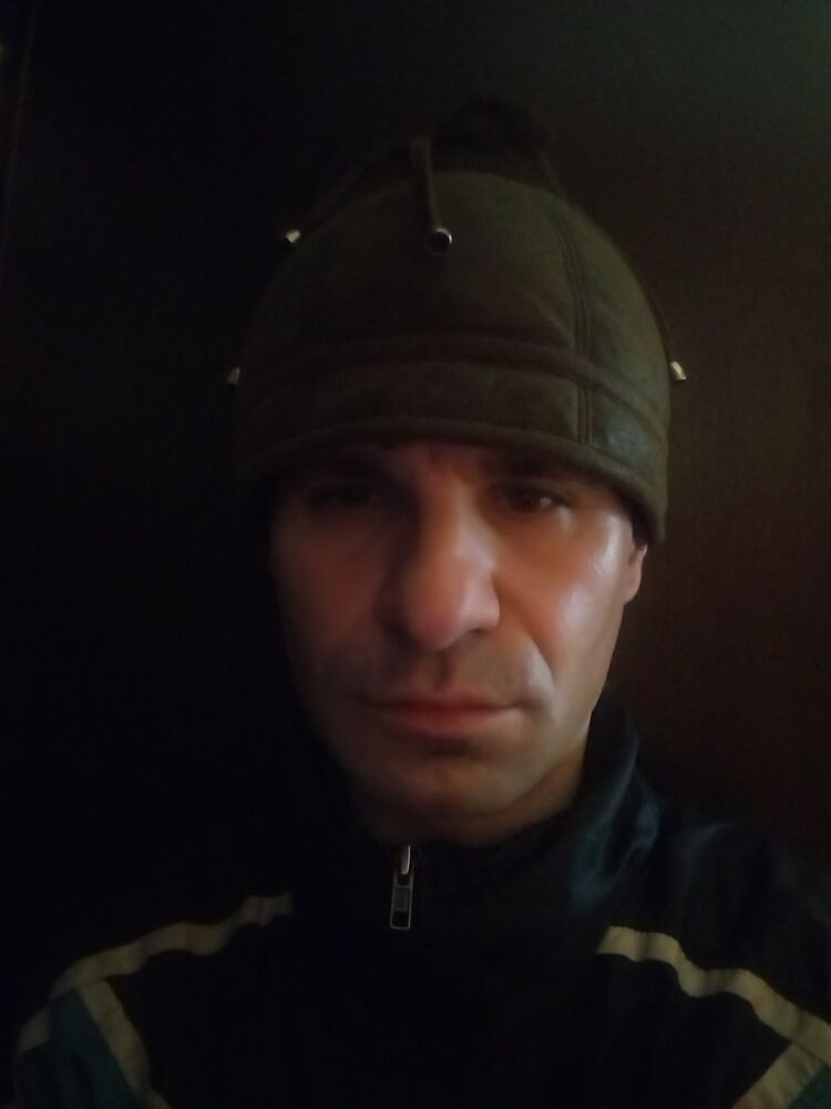  37528029  , 47 ,    