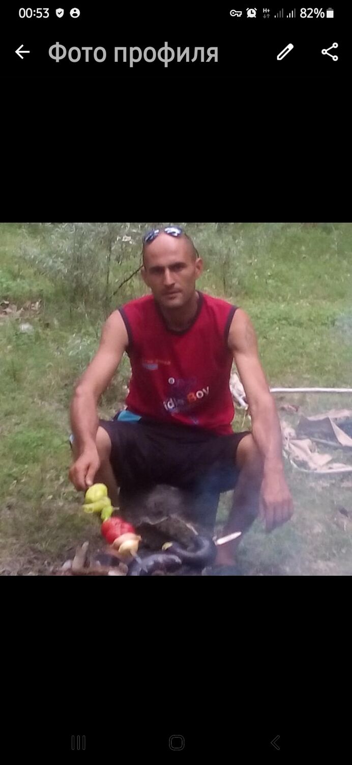  45241659  Artyom, 42 ,    