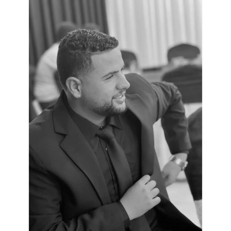  ,   Hamza, 22 ,   ,   