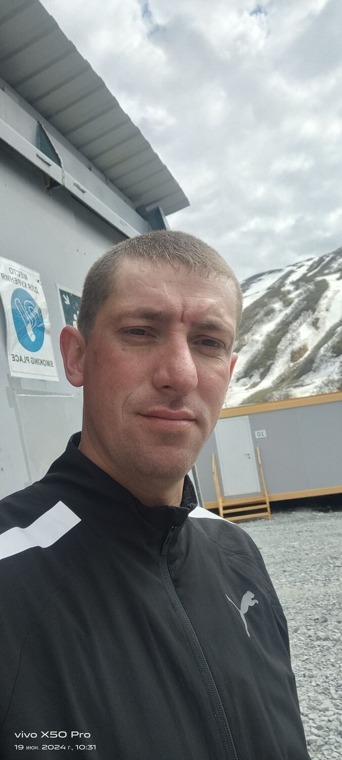  46540529  , 35 ,    --