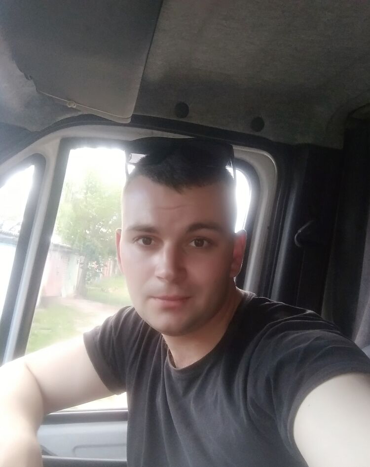  28181799  , 29 ,    