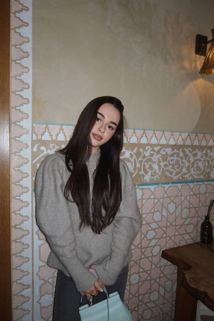  ,   , 27 ,   ,   