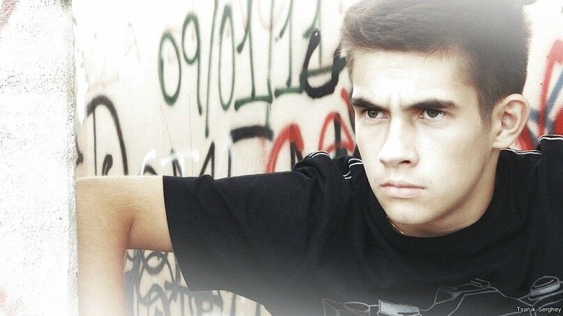  9716389  Igor, 30 ,    