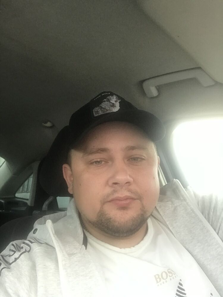  40699149  , 34 ,    