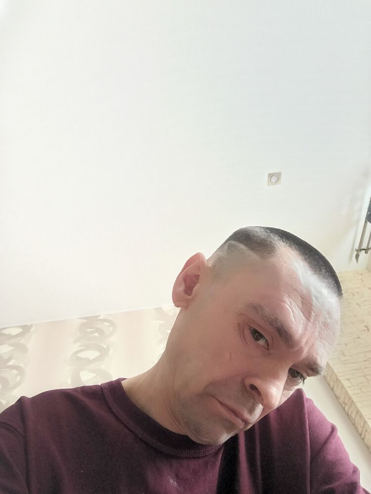  50883279  , 52 ,    