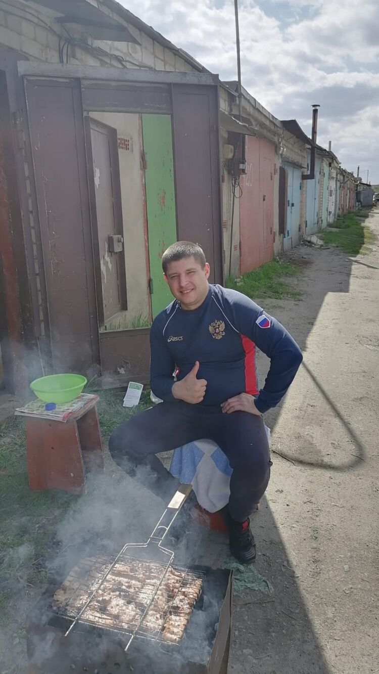  28038549  Ivan, 38 ,     
