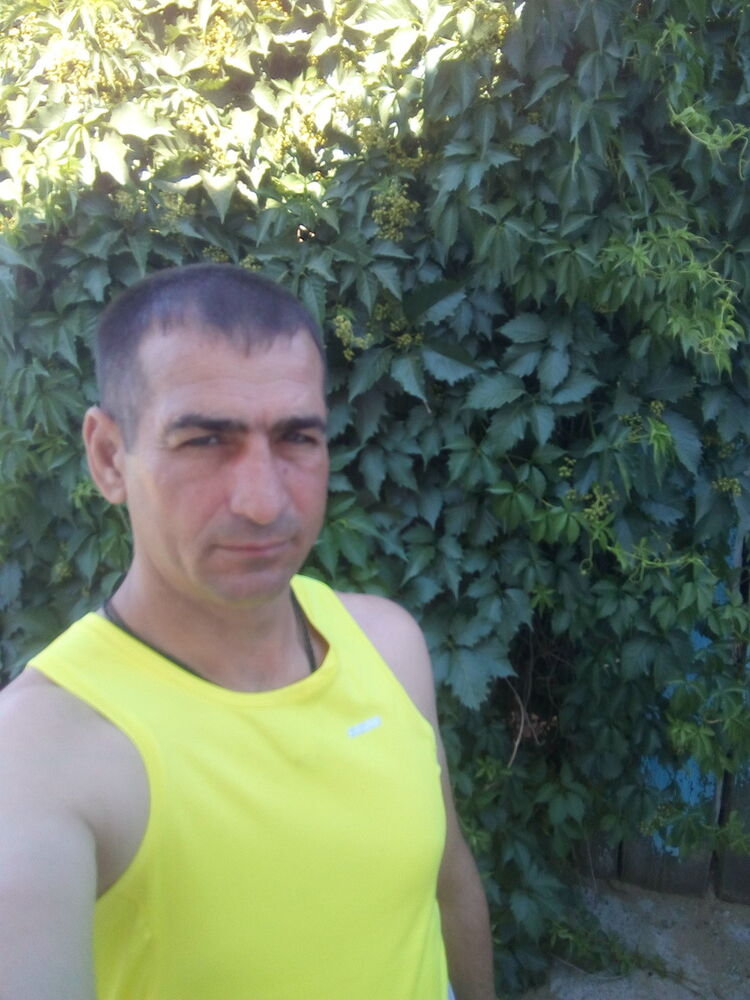  ,   Alex, 45 ,   