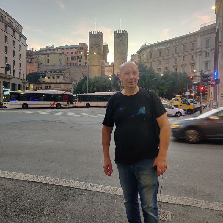  53682959  Dmitrii, 68 ,    