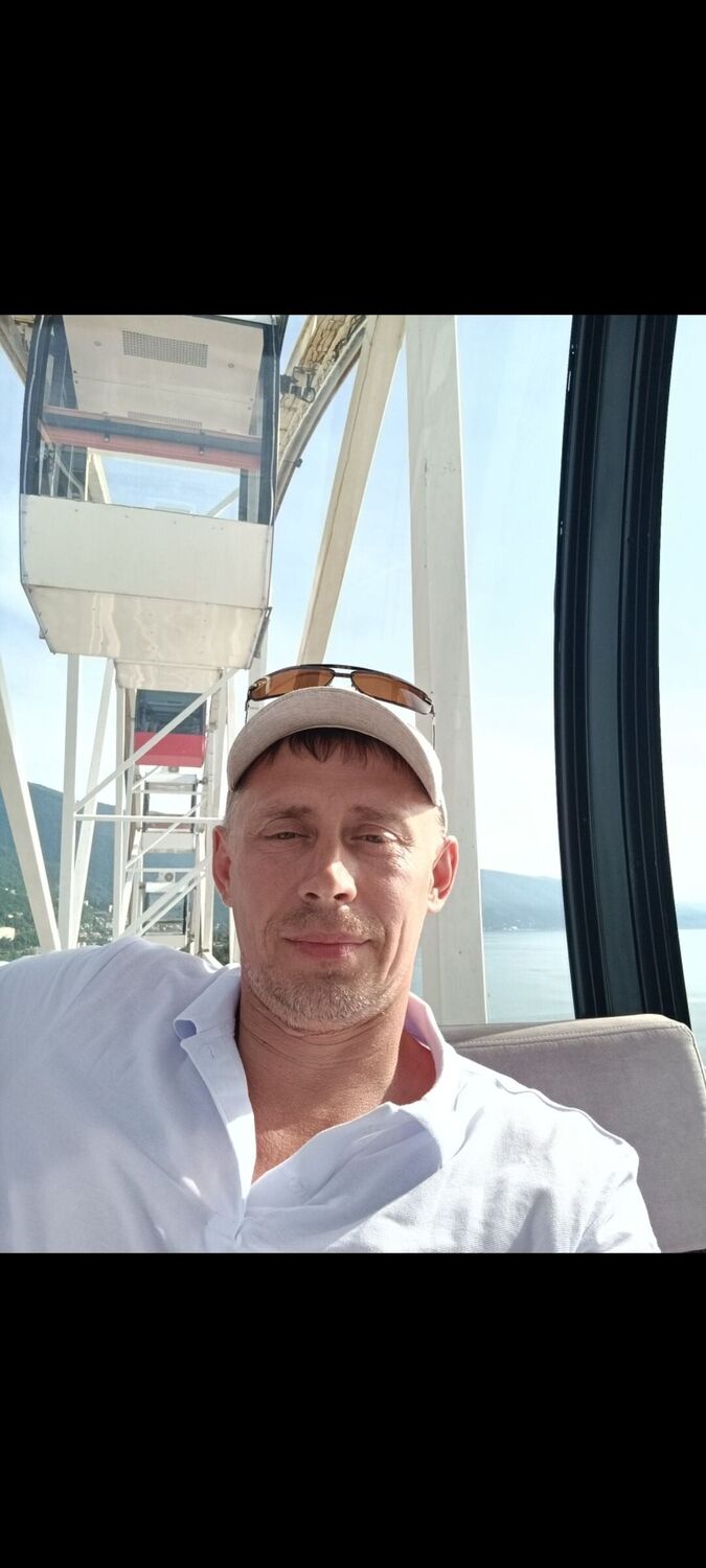  51822079  Aleksandr, 45 ,    
