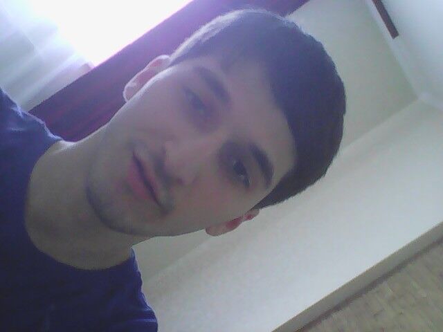  7350729  Artem, 31 ,    
