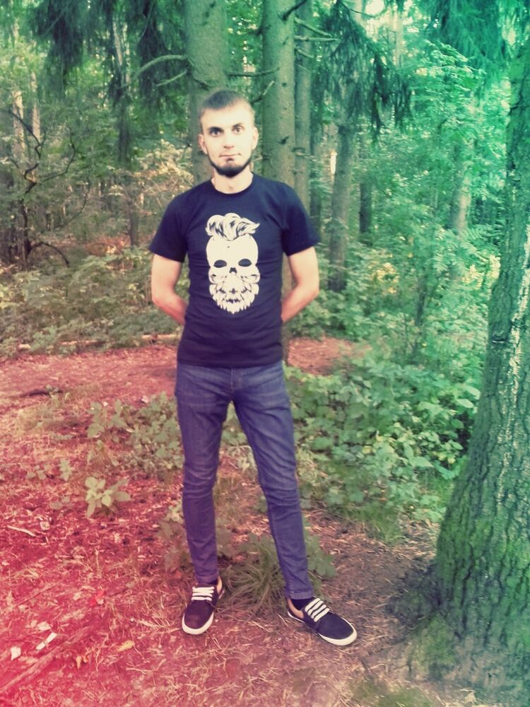  ,   Artur, 32 ,   ,   , c 